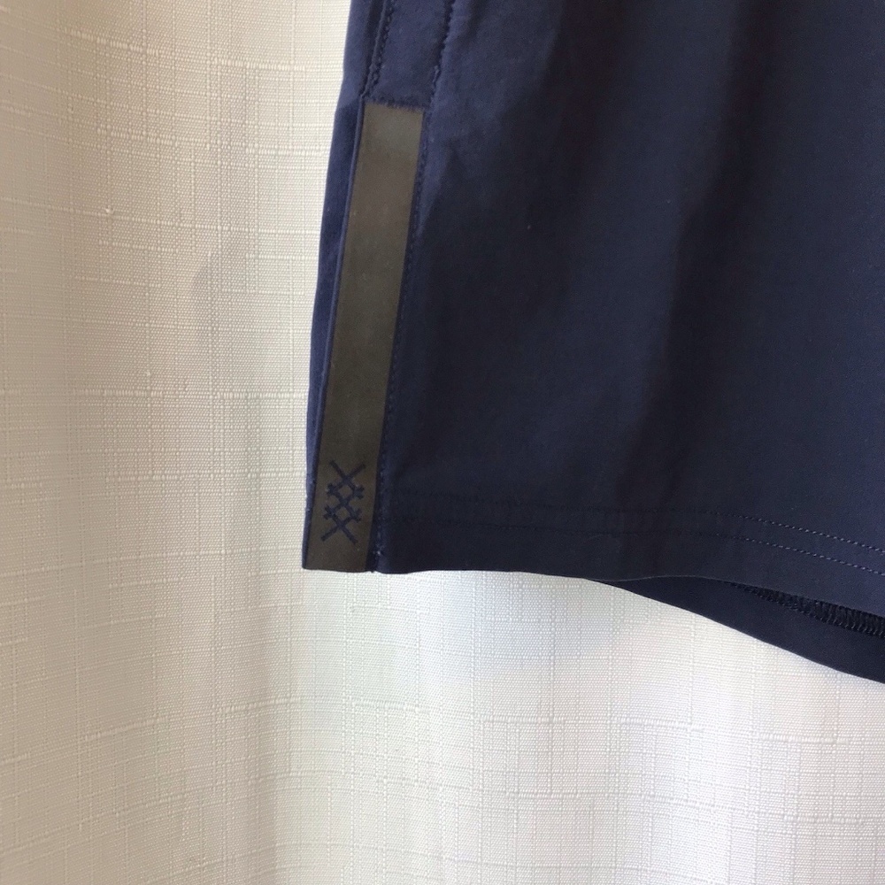 Rhone Shorts Mens L Linerless Navy Blue Stretch Workout Running Active - Picture 3 of 11